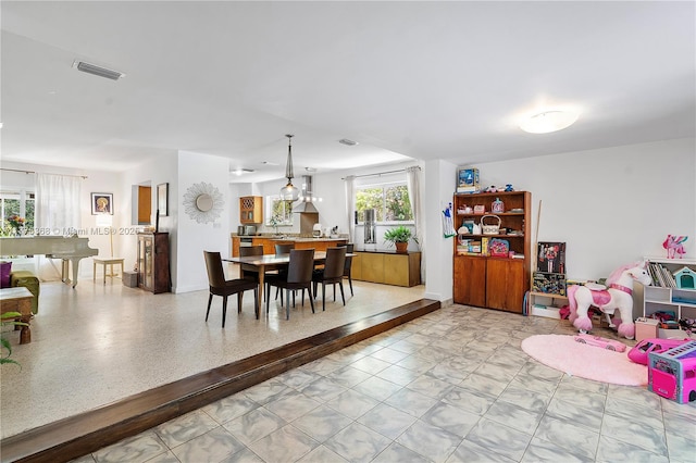 10619 NE 10th Pl, Miami Shores, FL 33138 - view of dining space