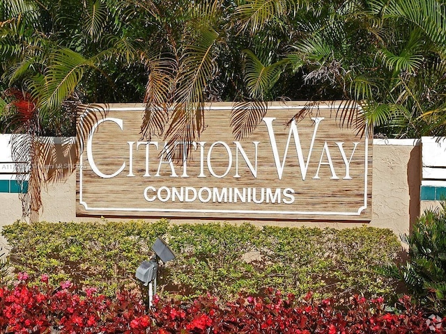 view of community / neighborhood sign