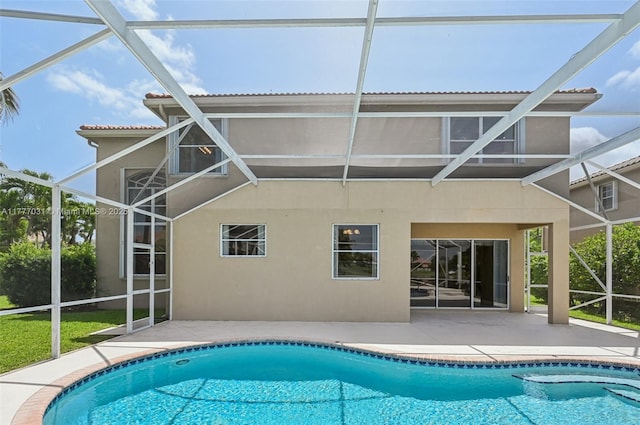 9145 Picot Ct, Boynton Beach, FL 33472 - swimming pool with a lanai and a patio