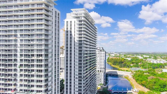 16385 Biscayne Blvd Unit 707, North Miami Beach, FL 33160 - view of property with a water view and a city view