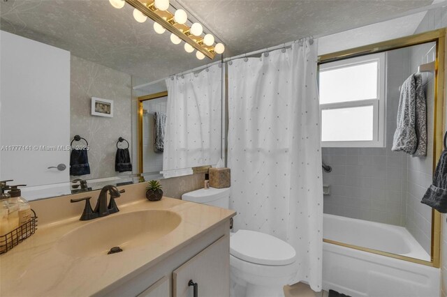14773 Cumberland Dr Unit 208, Delray Beach, FL 33446 - bathroom with vanity, toilet, and shower / tub combo with curtain