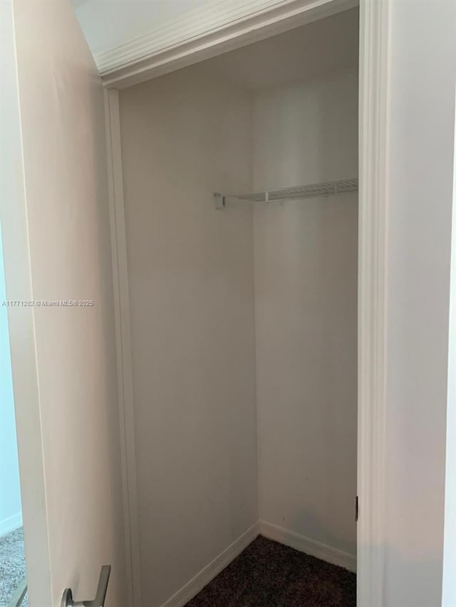 55 SE 6th St Unit 2404, Miami, FL 33131 - view of closet