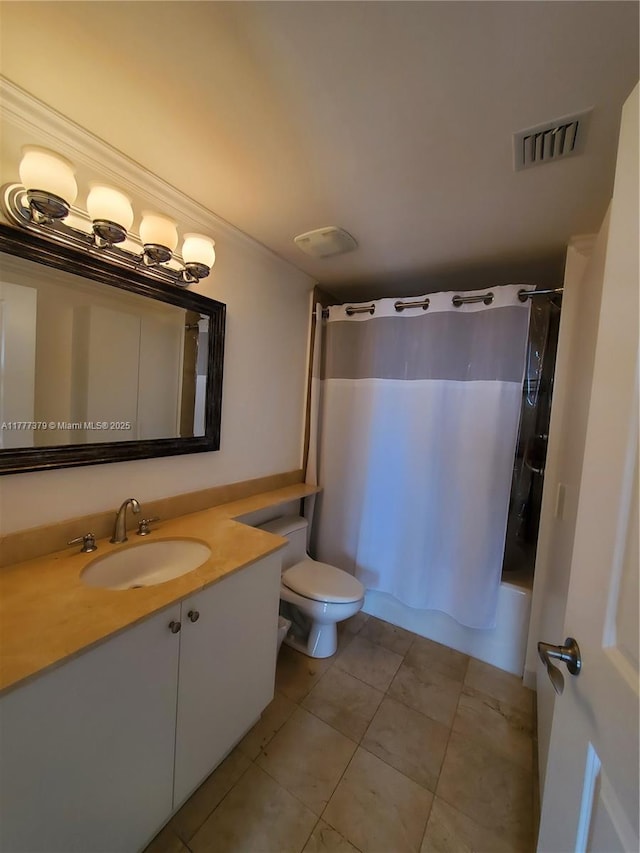 170 SE 14th St Unit 2705, Miami, FL 33131 - bathroom featuring vanity, shower / bathtub combination with curtain, toilet, and tile patterned floors