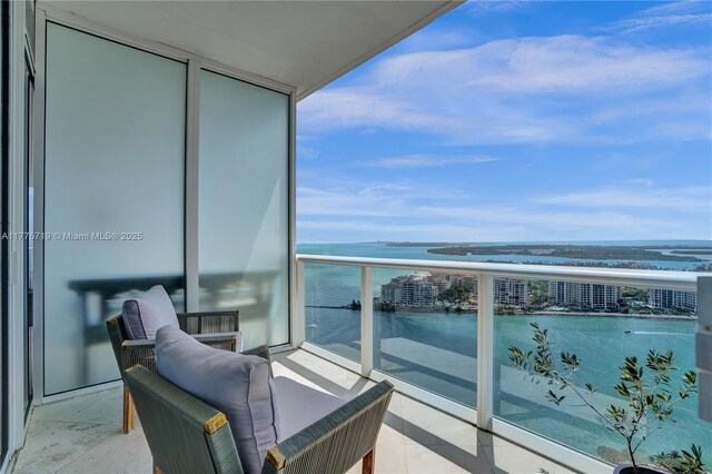 100 S Pointe Dr Unit 3102, Miami Beach, FL 33139 - balcony featuring a water view