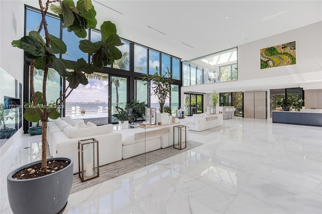 7960 Biscayne Point Cir, Miami Beach, FL 33141 - photo 14