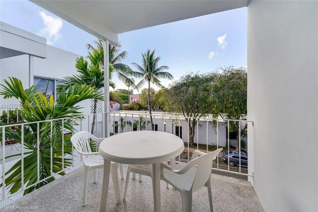 641 Espanola Way Unit 35, Miami Beach, FL 33139 - view of balcony