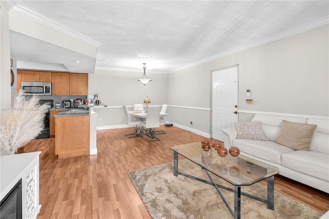 18850 NW 57th Ave Unit 205, Hialeah, FL 33015 - photo 2