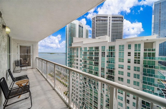 1200 Brickell Bay Dr Unit 2515, Miami, FL 33131 - photo 1