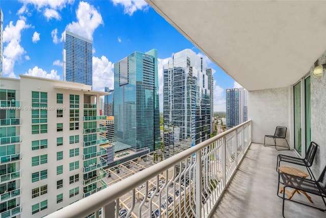 1200 Brickell Bay Dr Unit 2515, Miami, FL 33131 - photo 3