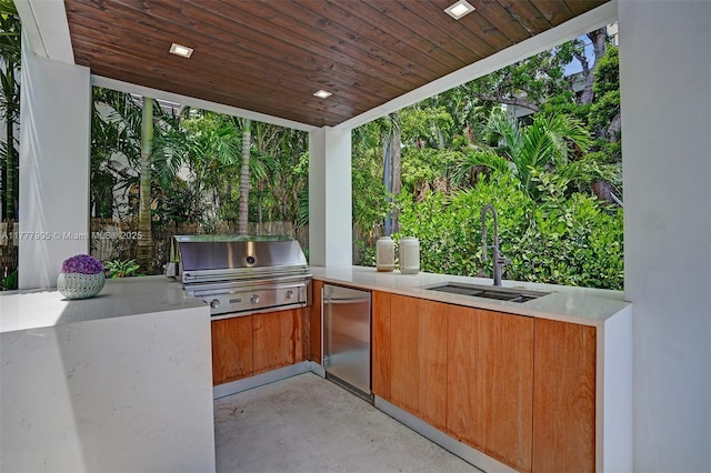 view of patio / terrace with a sink, grilling area, and area for grilling