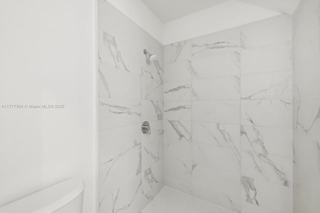 18918 SW 345th Ter, Homestead, FL 33034 - full bathroom featuring toilet and a tile shower