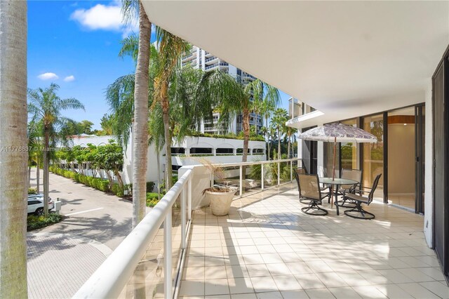 3610 Yacht Club Dr Unit 213, Aventura, FL 33180 - photo 6