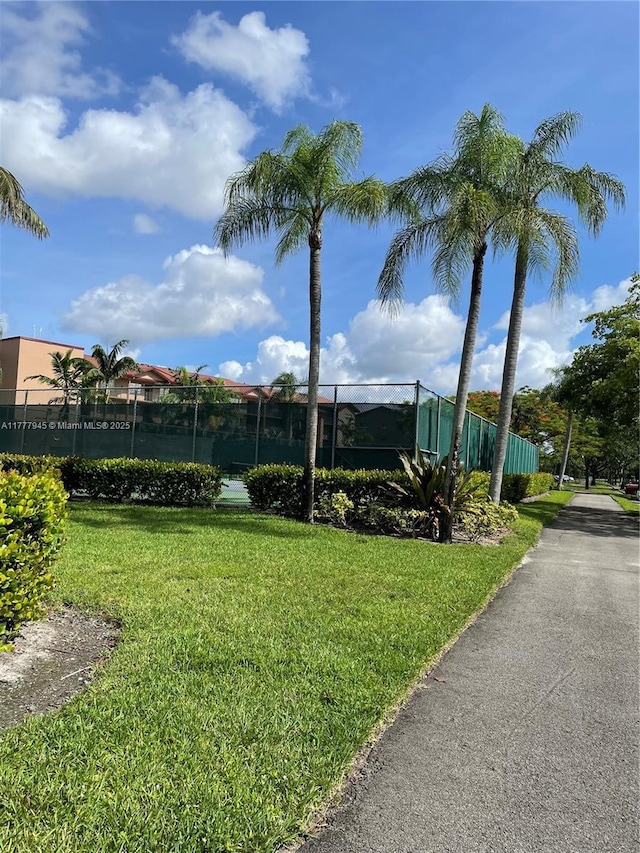 13250 SW 4th Ct Unit 405G, Pembroke Pines, FL 33027 - view of yard