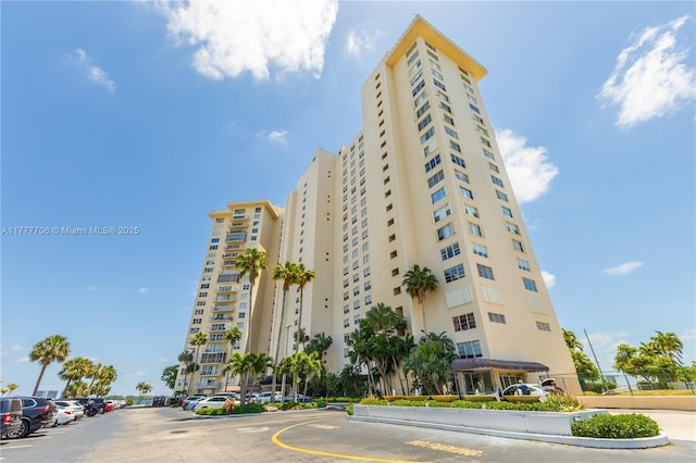 11111 Biscayne Blvd Unit 16G, Miami, FL 33181 - view of property with uncovered parking