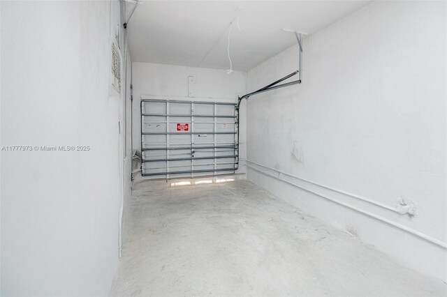 12376 SW 126th Ave Unit 12376, Miami, FL 33186 - view of garage