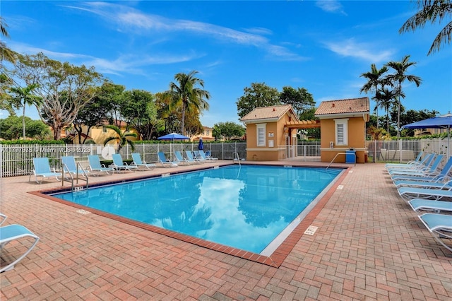 12376 SW 126th Ave Unit 12376, Miami, FL 33186 - community pool with a patio