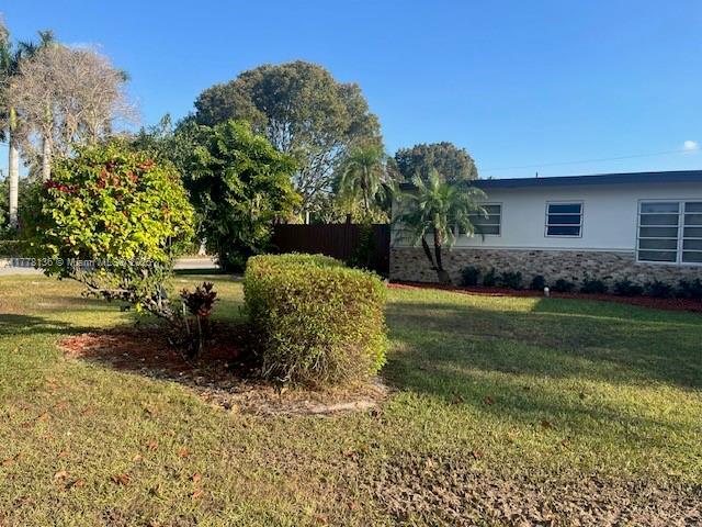 108 NW 18th St, Homestead, FL 33030 - photo 2