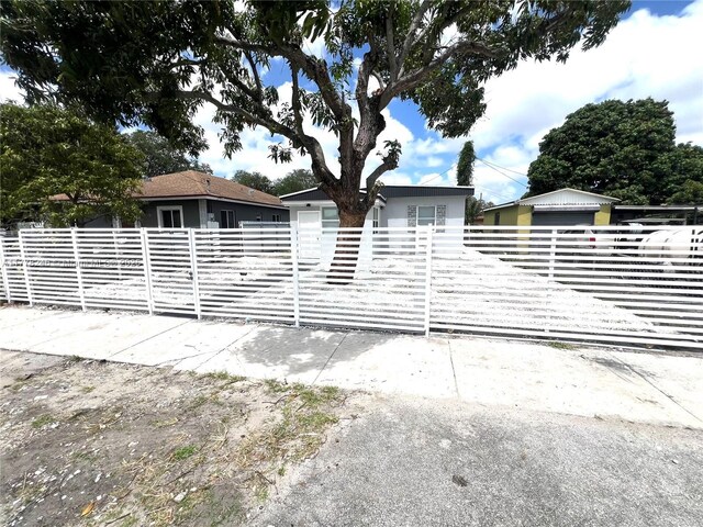 1475 NW 83rd St, Miami, FL 33147 - photo 3