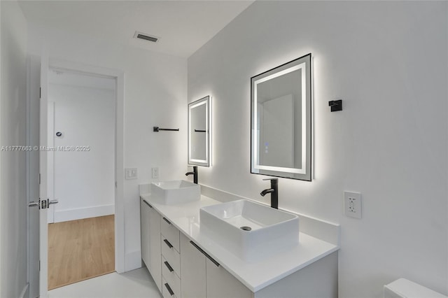 852 Heritage Dr, Weston, FL 33326 - full bathroom featuring double vanity