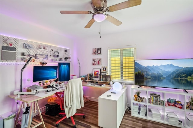 4580 NW 3rd Ave, Oakland Park, FL 33309 - office featuring a ceiling fan and wood finished floors