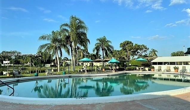 5054 Lakefront Blvd Unit A, Delray Beach, FL 33484 - view of community pool