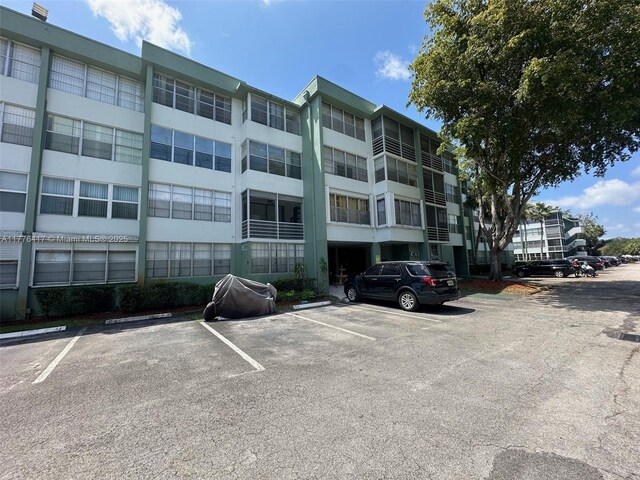 2731 Taft St Unit 106, Hollywood, FL 33020 - photo 3