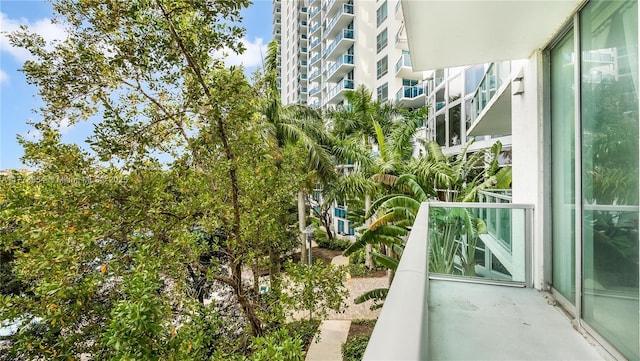 2681 N Flamingo Rd Unit 306S, Sunrise, FL 33323 - view of balcony