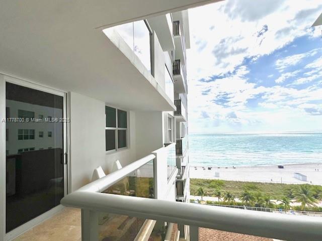 6039 Collins Ave Unit 1114, Miami Beach, FL 33140