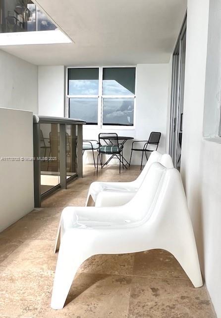 6039 Collins Ave Unit 1114, Miami Beach, FL 33140
