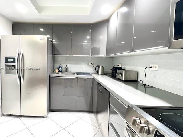 6039 Collins Ave Unit 1114, Miami Beach, FL 33140