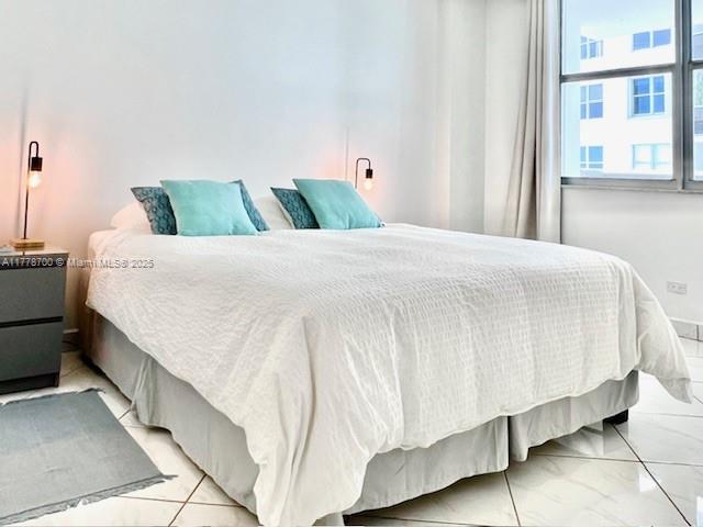 6039 Collins Ave Unit 1114, Miami Beach, FL 33140