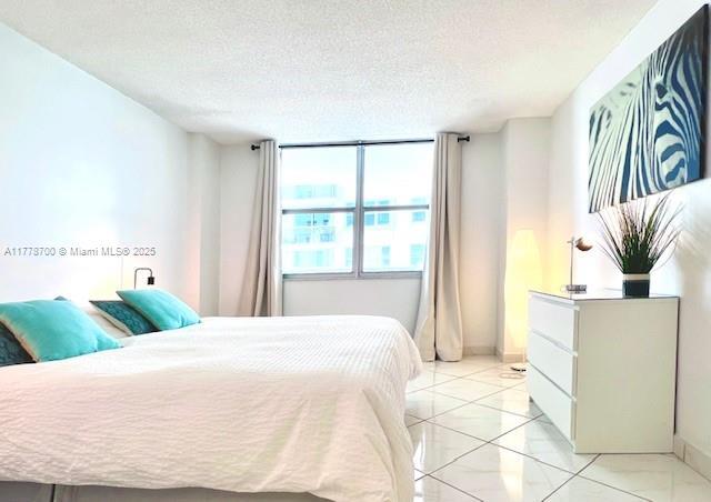 6039 Collins Ave Unit 1114, Miami Beach, FL 33140