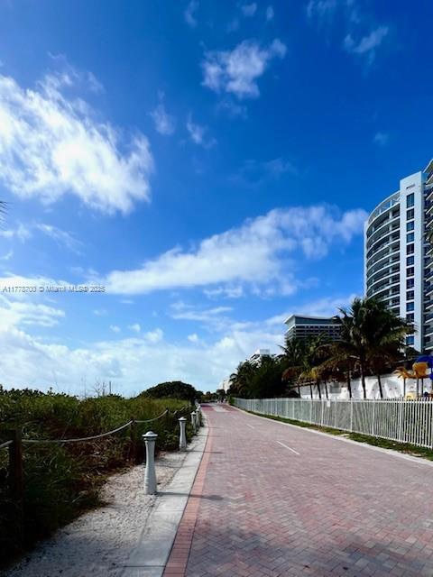 6039 Collins Ave Unit 1114, Miami Beach, FL 33140