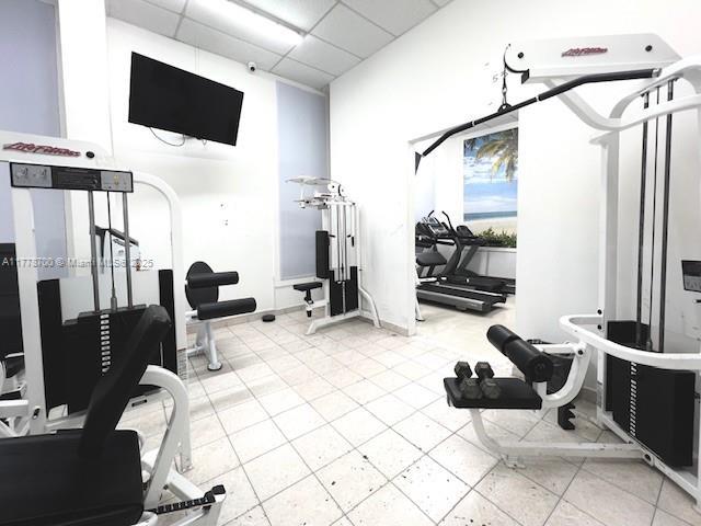 6039 Collins Ave Unit 1114, Miami Beach, FL 33140