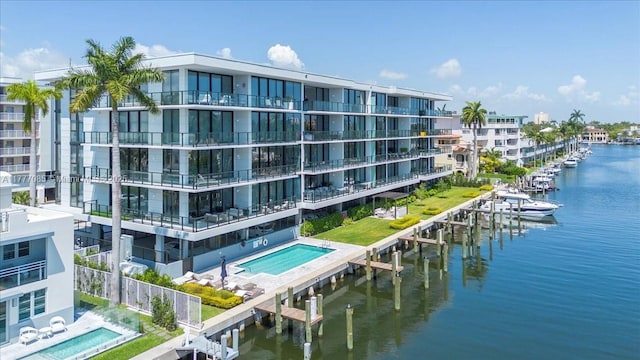 160 Isle Of Venice Dr Unit Ph2, Fort Lauderdale, FL 33301 - view of property featuring a water view