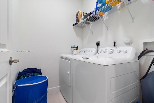 3431 W 109th Pl, Hialeah, FL 33018 - laundry room featuring washer and clothes dryer and tile patterned flooring