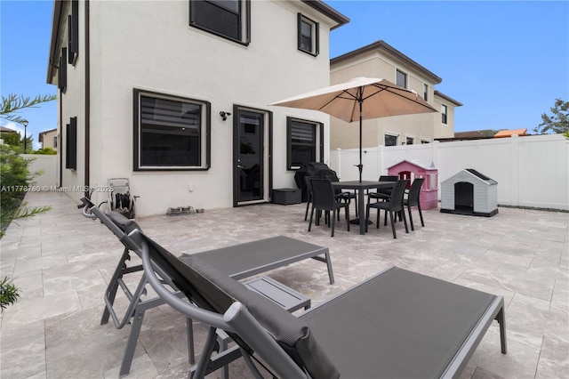 3431 W 109th Pl, Hialeah, FL 33018 - fenced backyard with outdoor dining space and a patio