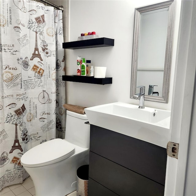 13255 SW 7th Ct Unit 401D, Pembroke Pines, FL 33027 - full bath featuring vanity, toilet, a shower with shower curtain, and tile patterned flooring