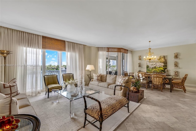 living area featuring an inviting chandelier, plenty of natural light, and crown molding