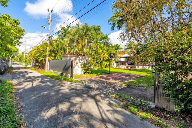 1500 SW 18th St, Miami, FL 33145 - view of road