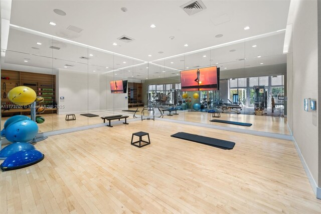 16385 Biscayne Blvd Unit 1019, North Miami Beach, FL 33160 - photo 27