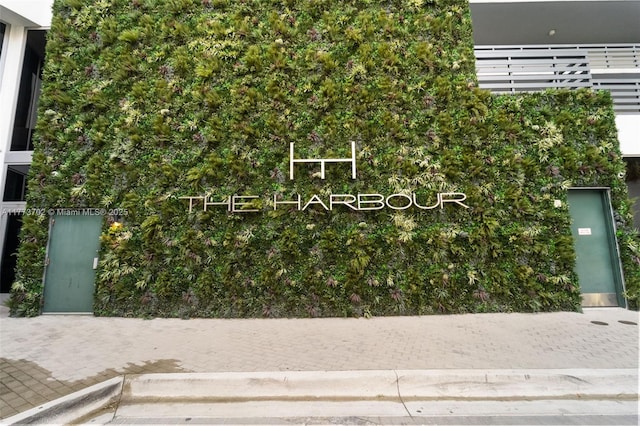 16385 Biscayne Blvd Unit 1019, North Miami Beach, FL 33160 - photo 46