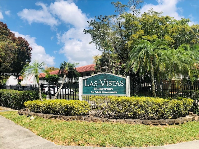 3776 Inverrary Blvd Unit 205R, Lauderhill, FL 33319 - view of community sign