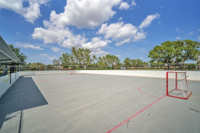 1617 Zenith Way, Weston, FL 33327 - surrounding community with a sport area and fence