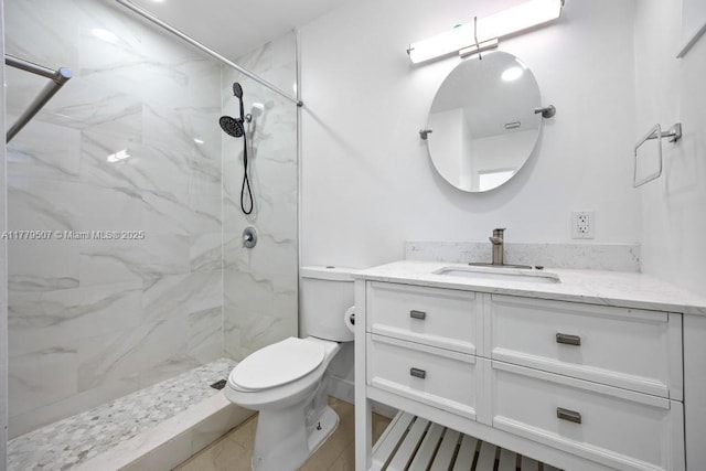 820 W Chaminade Dr, Hollywood, FL 33021 - full bath with a marble finish shower, toilet, and vanity