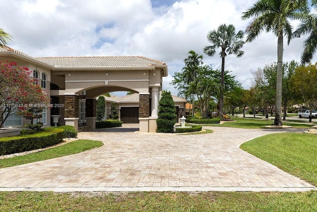 5025 Regency Isles Way, Cooper City, FL 33330 - view of home's community featuring curved driveway