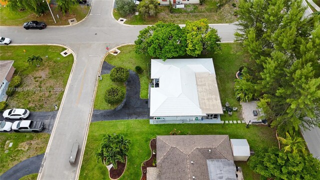 10300 NW 80th Ct, Tamarac, FL 33321 - photo 23