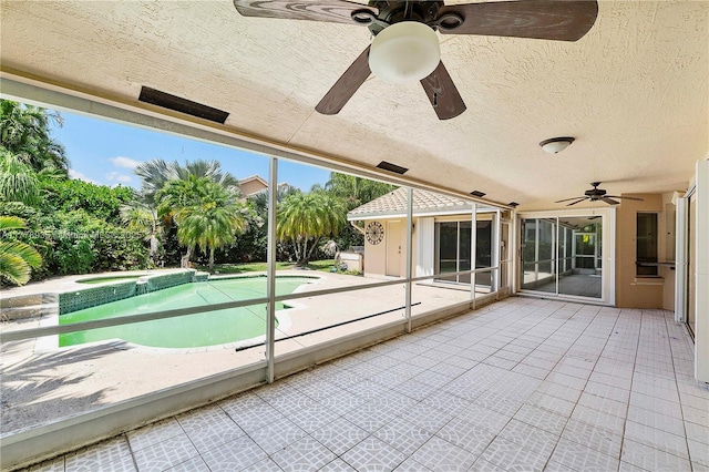 4622 NW 100th Ter, Coral Springs, FL 33076 - unfurnished sunroom with a jacuzzi