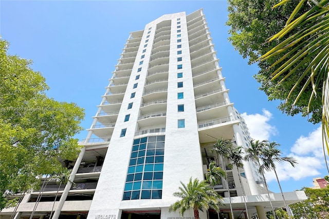 10 SW S River Dr Unit 610, Miami, FL 33130 - view of apartment building / complex