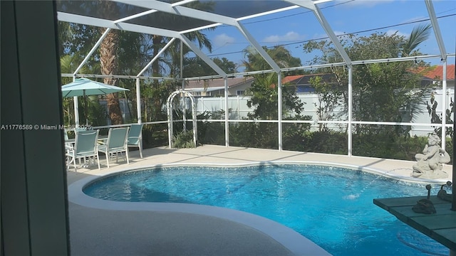 428 N Crescent Dr, Hollywood, FL 33021 - outdoor pool featuring a patio area and a lanai